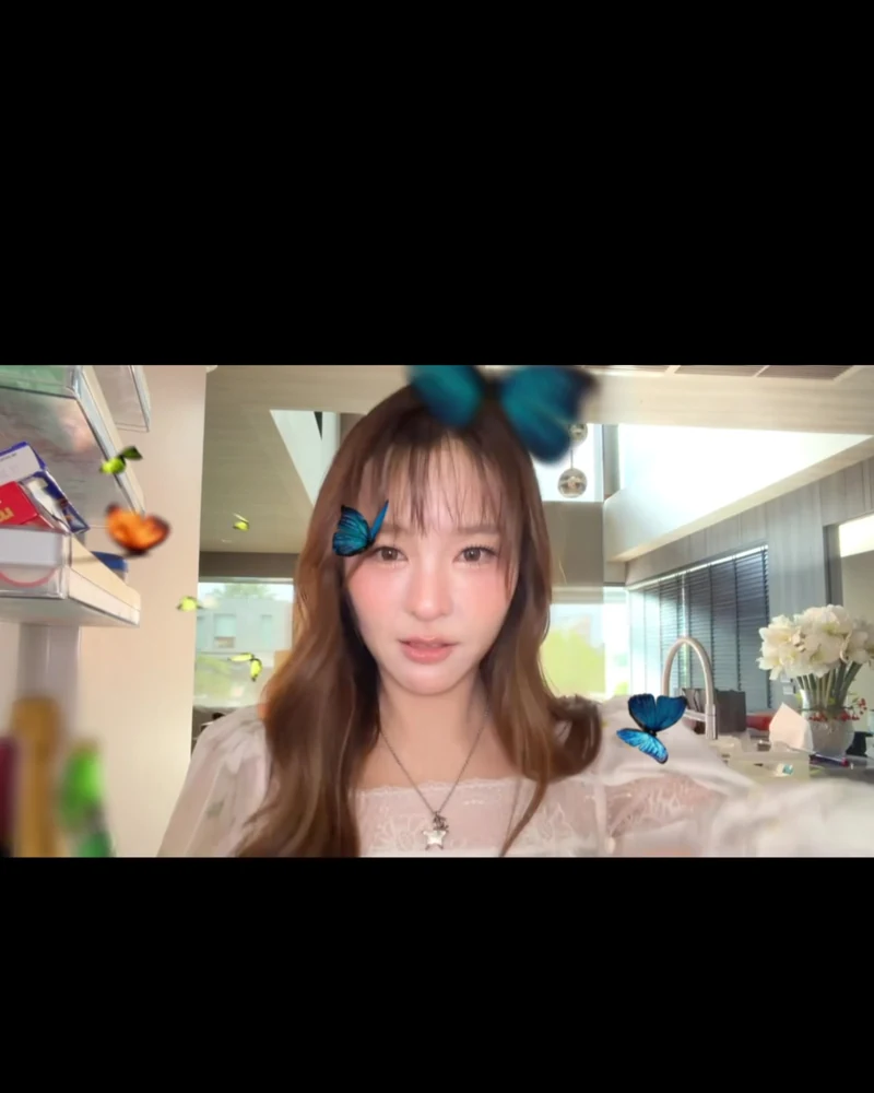 ออม สุชาร์ ภาพอัปเดตจาก Instagram ลำดับที่ 5