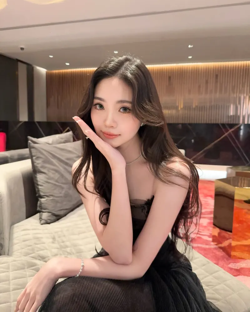 เอินเอิน ฟาติมา เดชะวลีกุล รูปที่ 23