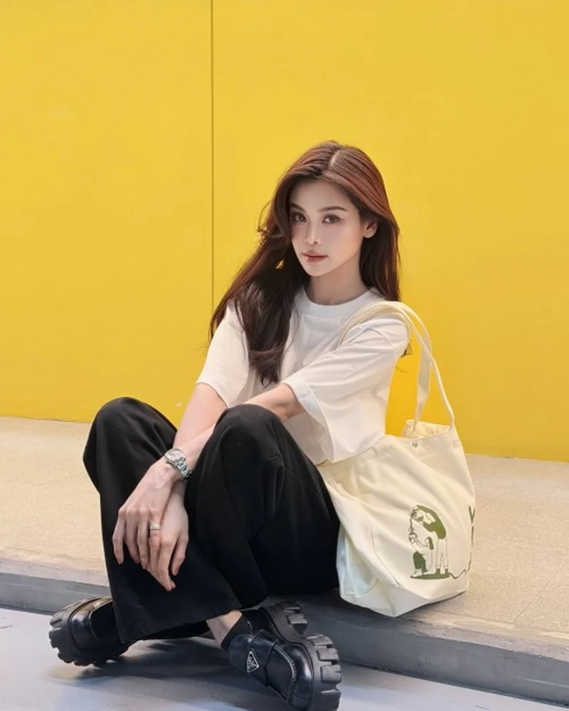 อิงฟ้า วราหะ ภาพอัปเดตจาก Instagram เดือนตุลาคม 2569 ลำดับที่ 4