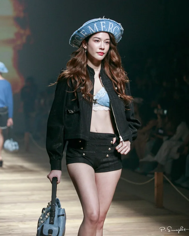 จีน่า ญีนา ซาลาส รูปที่ 2