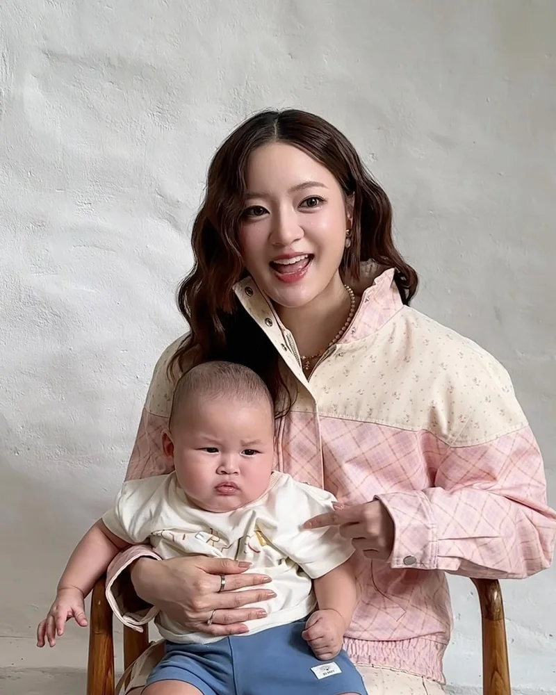 อิ้งค์ วรันธร ภาพอัปเดตจาก Instagram ลำดับที่ 8