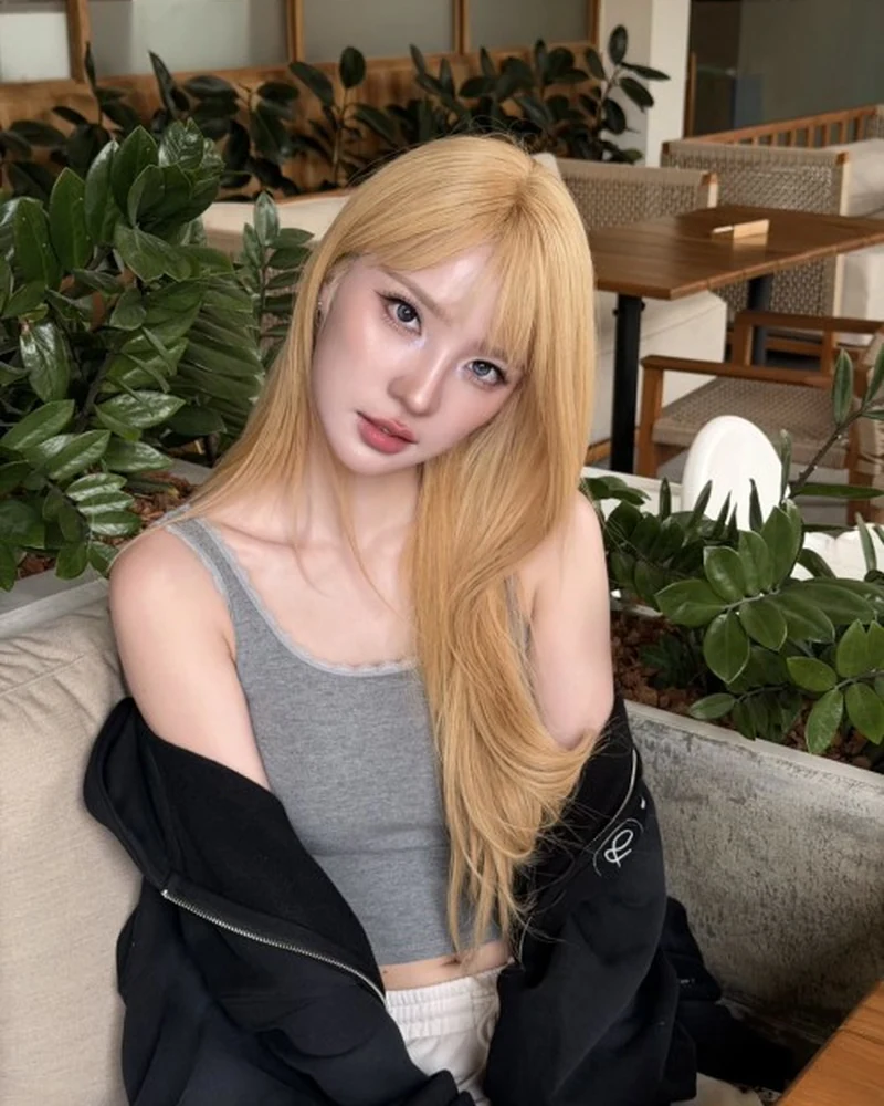 แจน พลอยชมพู Instagram อัปเดต ตุลาคม 2569 รูปที่ 2 แจน พลอยชมพู ภาพอัปเดตจาก Instagram เดือนตุลาคม 2569 ลำดับที่ 2