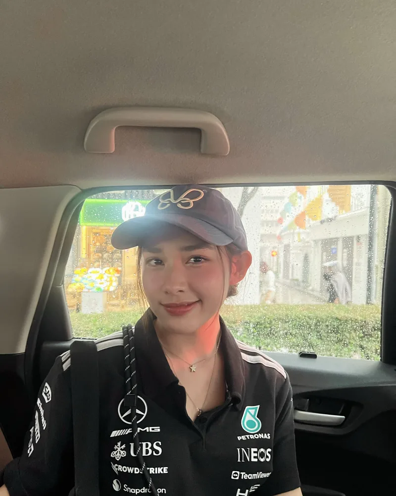 น้ำฟ้า ธัญญภัสร์ ภัทรธีรชัยเจริญ รูปที่ 17 น้ำฟ้า ธัญญภัสร์ ภัทรธีรชัยเจริญ รูปที่ 17