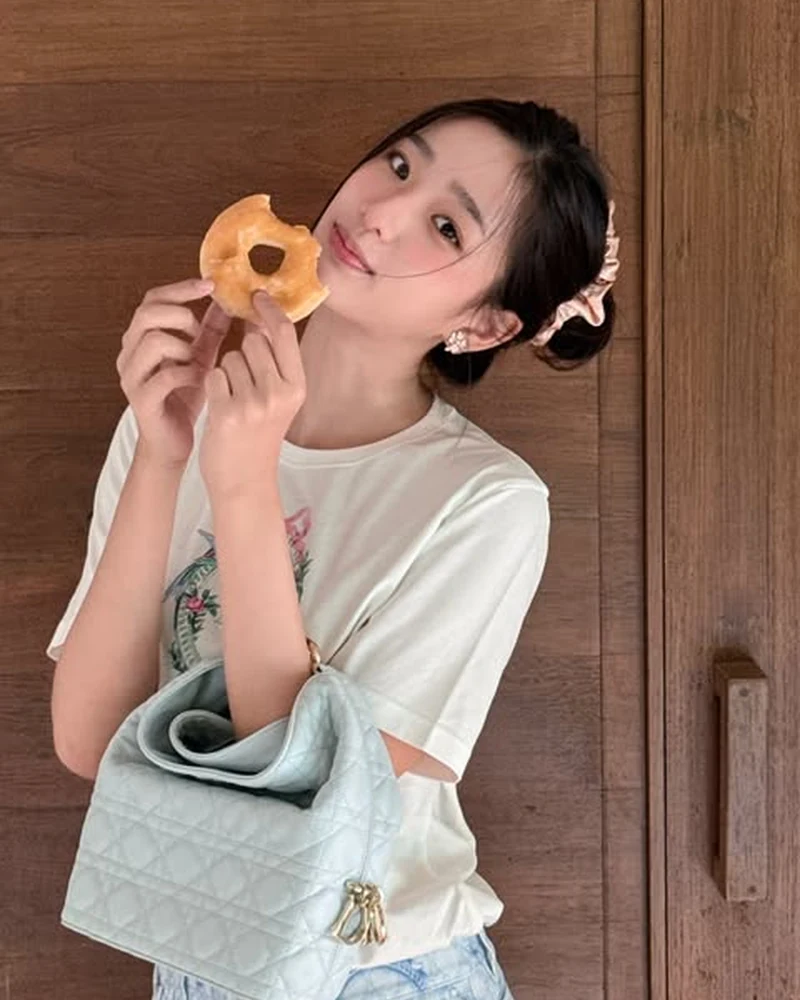 ตู ต้นตะวัน Instagram อัปเดต ตุลาคม 2569 รูปที่ 18 ตู ต้นตะวัน ภาพอัปเดตจาก Instagram เดือนตุลาคม 2569 ลำดับที่ 18